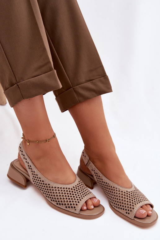 Dekorētas Ažūra basenes Sieviešu zamšādas Klockā D&A CR61-3131 smilšu krāsas