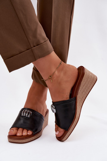 sieviešu čības ar platformuImitacją Plecionki Sergio Leone KL325 melnas krāsas 2