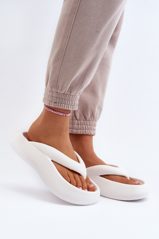 Vieglas čības modernas iešļūcenes baltas krāsas Roux