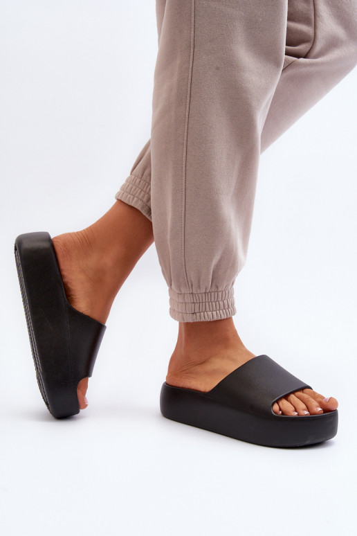 Sieviešu Čības Uz biezas zoles melnas krāsas Oreithano