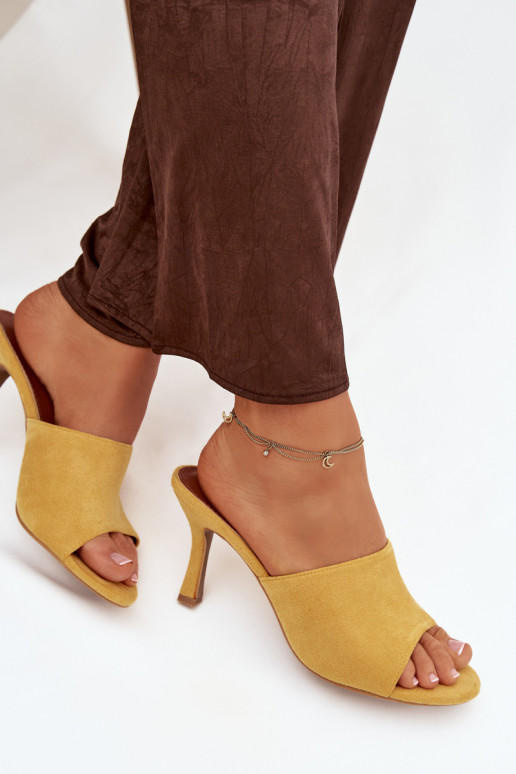 sieviešu čības ar papēdiEko zamšādau Dzelteni Isolia