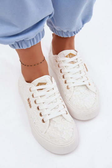 sieviešu puszābaki ar mežģīnēm Lee Cooper LCIN-26-02-4060 baltas krāsas