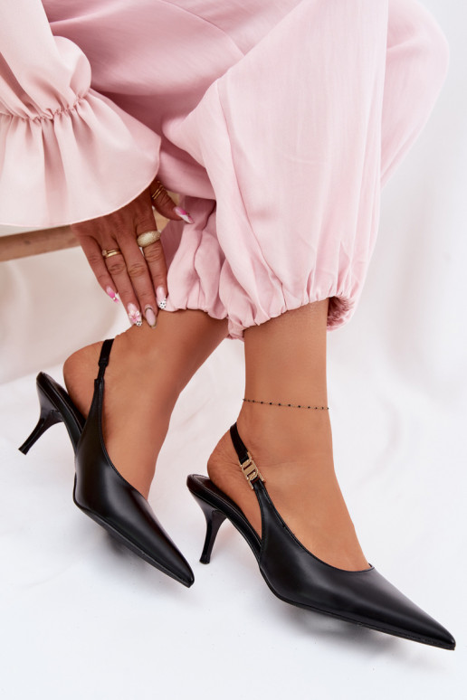 Sieviešu basenesImitacji Skóry ar papēdi melnas krāsas Jelissey