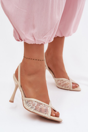 Sieviešu basenes ar papēdi ar mežģīnēm I Zdobieniem smilšu krāsas Melivelle 2