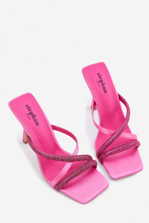 sieviešu čības ar papēdi Svītras ar mirdzošiem spīdumiņiem rozā krāsas Karima