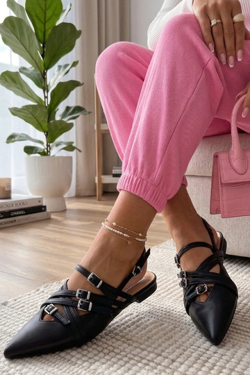 Melnās balerīnas ar atvērtu...