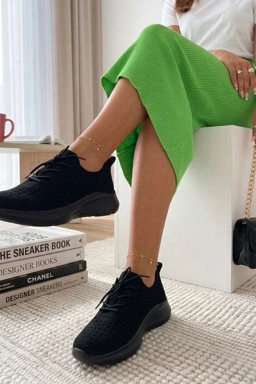 Melnas viegls caurspīdīgs sporta...