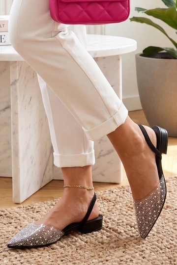 Caurspīdīgas balerīnas ar...