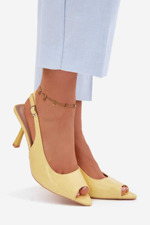 Sieviešu basu kurpes ar plāniem papēžiem dzeltenas Sevina