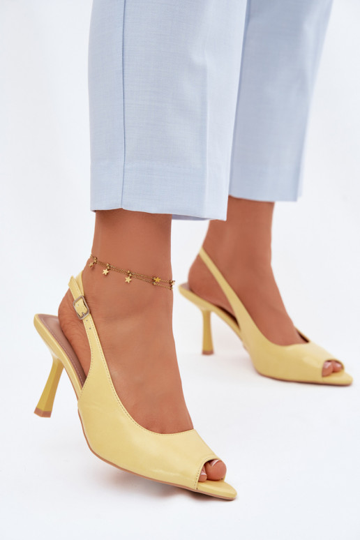 Sieviešu basu kurpes ar plāniem papēžiem dzeltenas Sevina