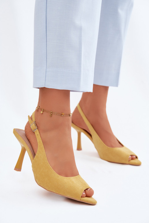 Sieviešu basu kurpes ar plāniem papēžiem no mākslīgā zamšā dzeltenas Sevina