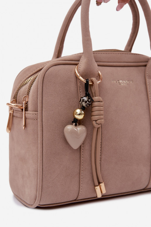 Soma Typu Bagāžnieks Eko zamšādaoInaBrelokiem ziloņkaula krāsas Sorielle