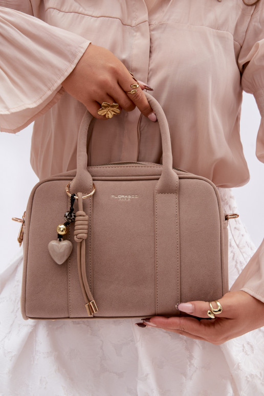 Soma Typu Bagāžnieks Eko zamšādaoInaBrelokiem ziloņkaula krāsas Sorielle