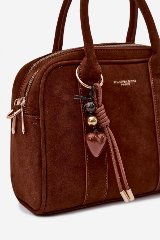 Soma Typu Bagāžnieks Eko zamšādaoInaBrelokiem brūnas krāsas Sorielle