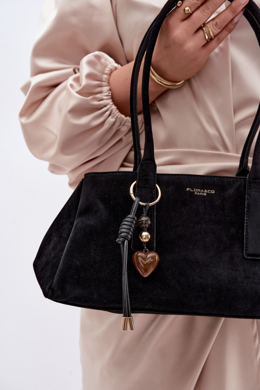 Eko zamšādaoIna SomaBrelokiem Melnas krāsas Nelina