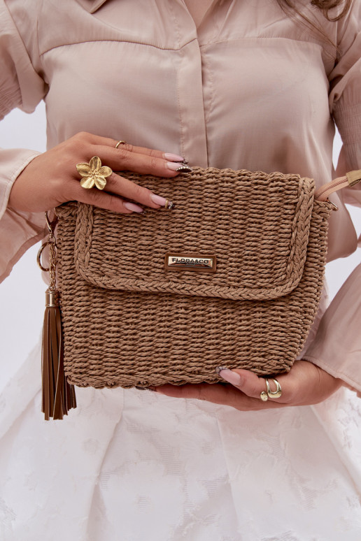 Soma Typu Pastniece No Braid Brūnas krāsas Tamara