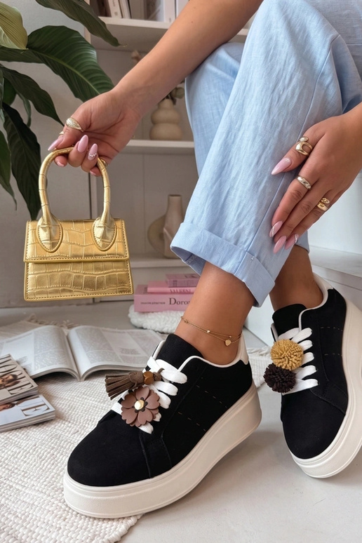 Melni platformas sporta apavi Oktawia