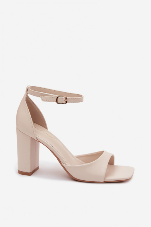 Sieviešu basenesImitacji Skóry Ziloņkaula krāsas Melvra