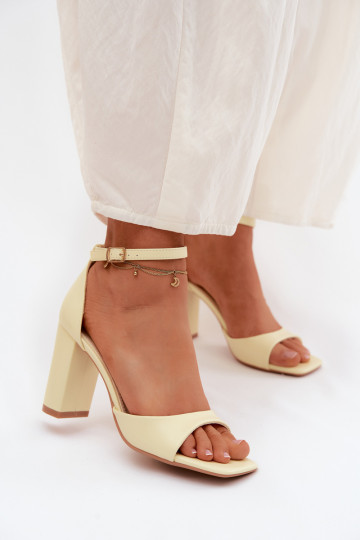 Sieviešu basenesImitacji Skóry Dzelteni Melvra