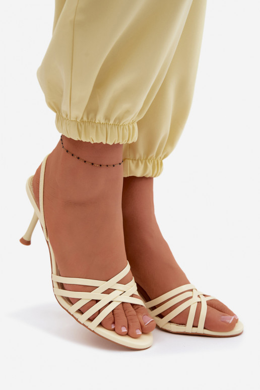 Sieviešu basenes ar papēdi Ar svītrām Dzelteni Velivelle