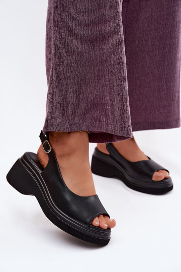 Āda ar platformus basenes Vinceza 66936 melnas krāsas