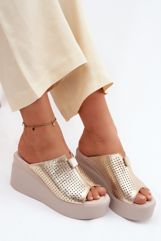 sieviešu čībasIeslēgtsturalnej Skóry ar platformu Vinceza 95392 Zelta krāsas