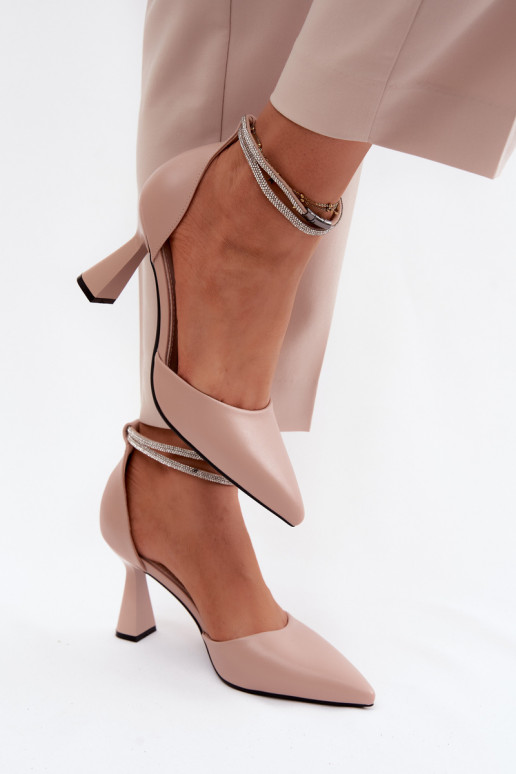 Kurpes ar papēdiBłyszczącym Svītrasem Vinceza 62283 smilšu krāsas