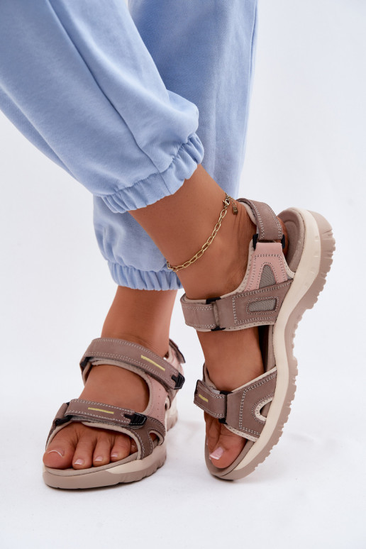 Sieviešu basenes Sieviešu IN SportoInym Stylu McKeylor 95414 smilšu krāsas-Rozā krāsas