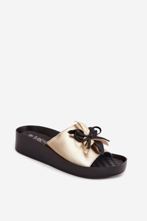 Čibas no dabīgas ādas Sieviešu ar ornamentiem S.Barski KV61-6044 Zelta krāsas