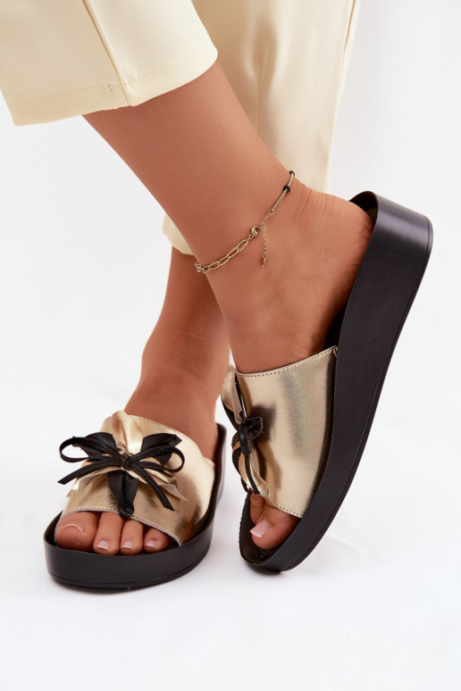 Čibas no dabīgas ādas Sieviešu ar ornamentiem S.Barski KV61-6044 Zelta krāsas