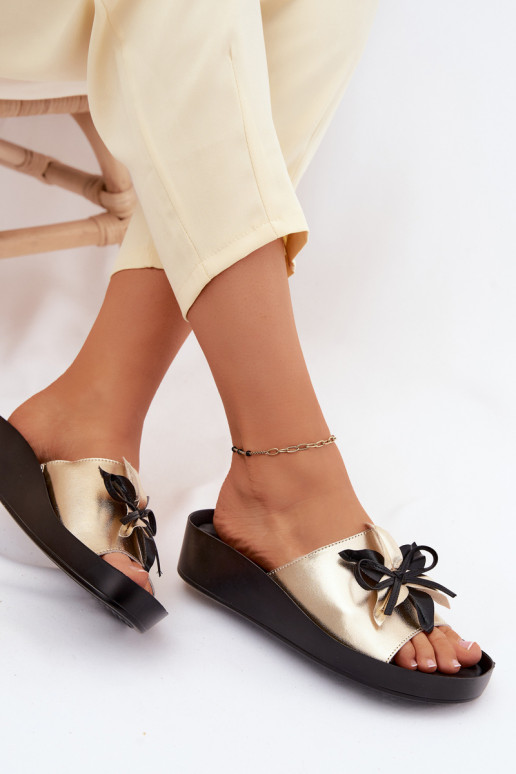 Čibas no dabīgas ādas Sieviešu ar ornamentiem S.Barski KV61-6044 Zelta krāsas