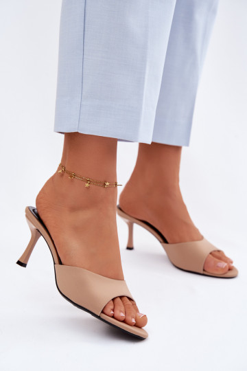 sieviešu čības ar papēdi Auduma smilšu krāsas Selmira