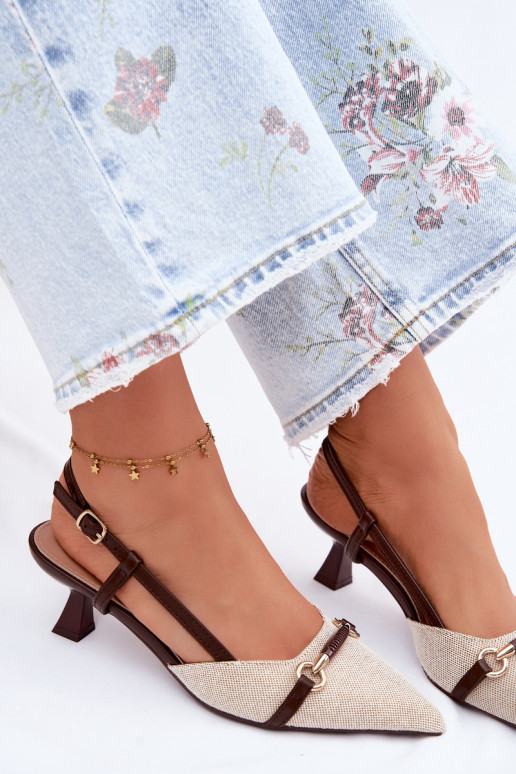 Sieviešu basenes ar papēdi Ze Szpiczastymi Noskami brūnas krāsas-smilšu krāsas Felessa