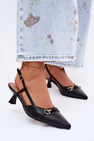 Sieviešu basenes ar papēdi Ze Szpiczastymi Noskami melnas krāsas Felessa