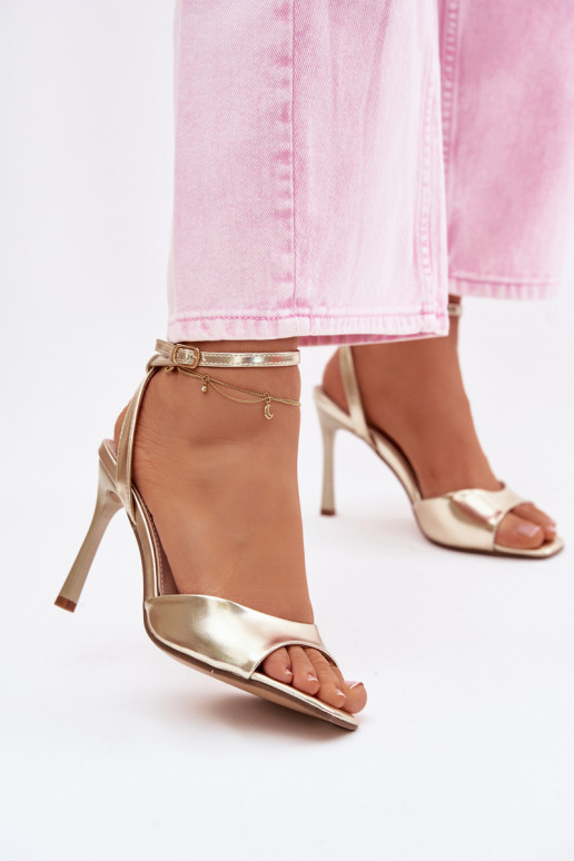 Sieviešu basenes ar papēdiImitacji Skóry Zelta krāsas Olissey