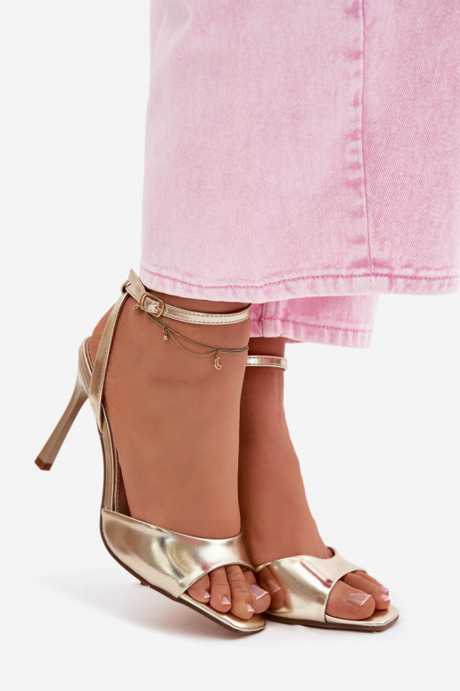 Sieviešu basenes ar papēdiImitacji Skóry Zelta krāsas Olissey