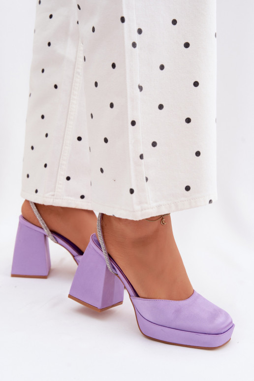 Sieviešu basenes Uz masīviem papēžiem Typu Słupek Pasek ar mirdzošiem spīdumiņiem Violeta krāsa Seraphina