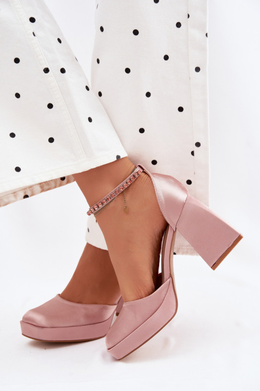 sandales ar papēdiSatynoInym INykończeniem Szampańskie Calistae