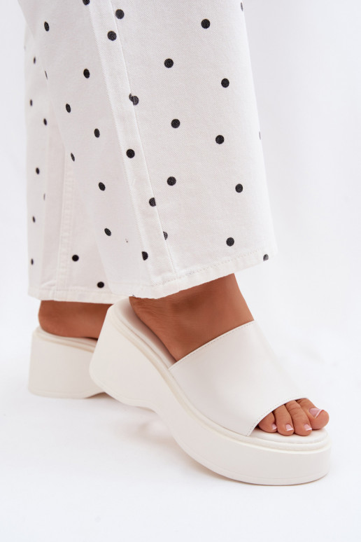 sieviešu čības ar platformu baltas krāsas Virelia