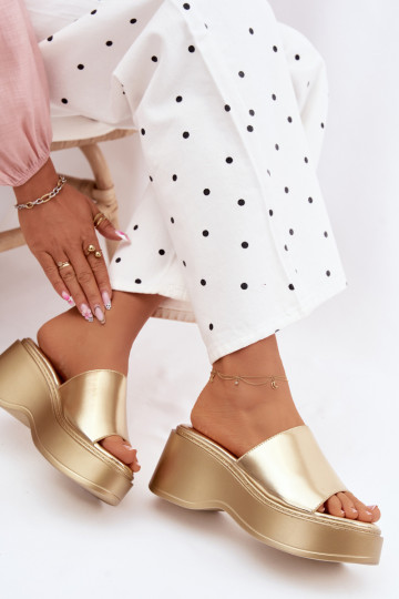 sieviešu čības ar platformu Zelta krāsas Virelia