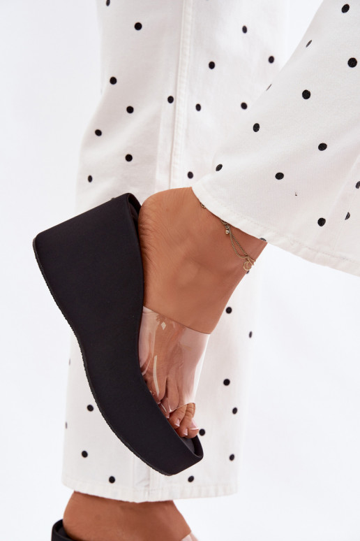 sieviešu čības ar platformuTransparentnym Svītrasem melnas krāsas Zolretia