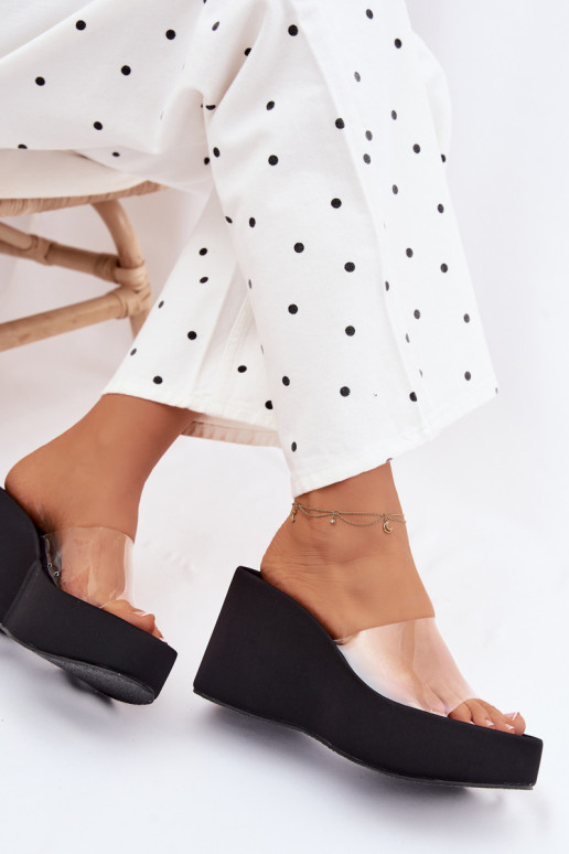 sieviešu čības ar platformuTransparentnym Svītrasem melnas krāsas Zolretia