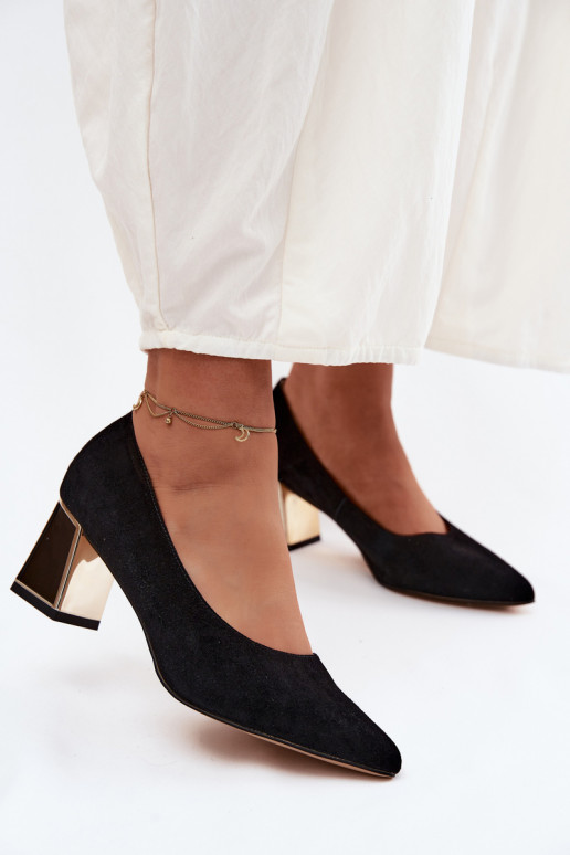 KurpesIeslēgtsturalnego zamšādasu ar papēdi Vinceza 66921 melnas krāsas