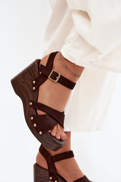 Sieviešu basenes ar platformu Ze Zelta krāsasmi Kniedes CzekoladoIne Velvra