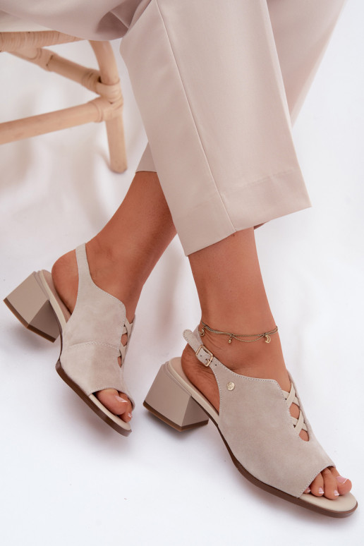 sandalesIeslēgtsturalnego zamšādasu ar papēdi Tā irciejka K7521-22 Ziloņkaula krāsas
