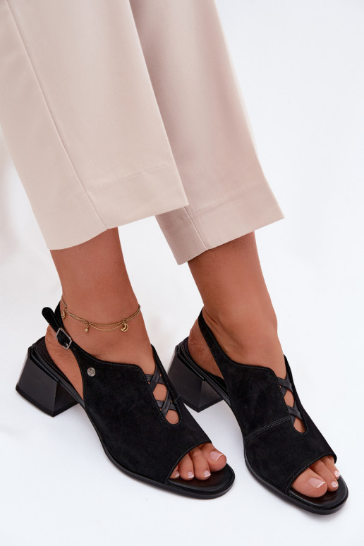 sandalesIeslēgtsturalnego zamšādasu ar papēdi Tā irciejka K7521-01 melnas krāsas