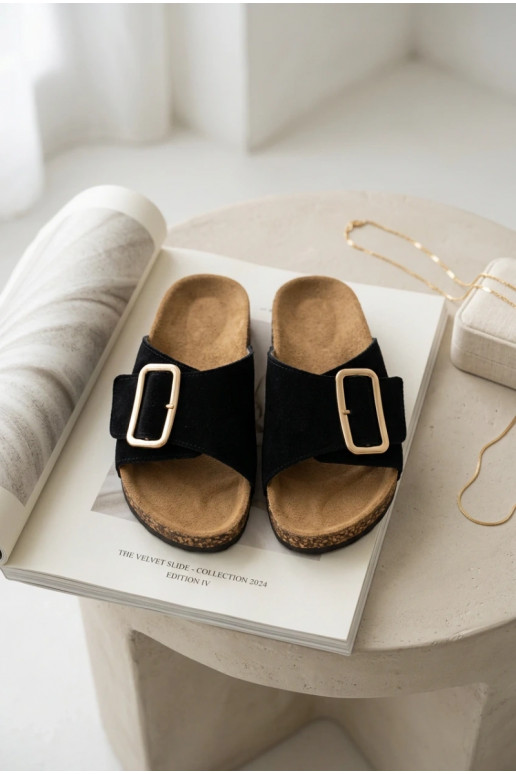 Āda sieviešu zamšādas čības ar sprādzēm melnas krāsas Beryl