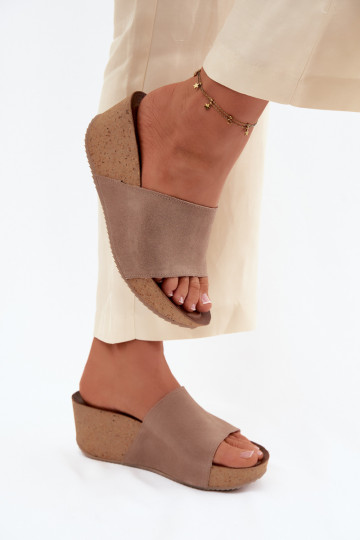 Zazoo 40311 sieviešu zamšādas čības Ieslēgts KorkoInym Koturnie smilšu krāsas