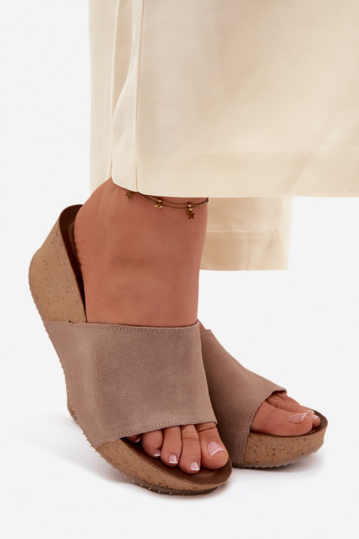 Zazoo 40311 sieviešu zamšādas čības Ieslēgts KorkoInym Koturnie smilšu krāsas