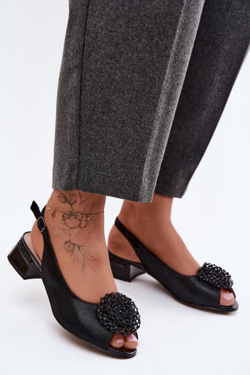 Sieviešu basenes Sieviešu Klockā ar ornamentiem D&A CR61-3030 melnas krāsas